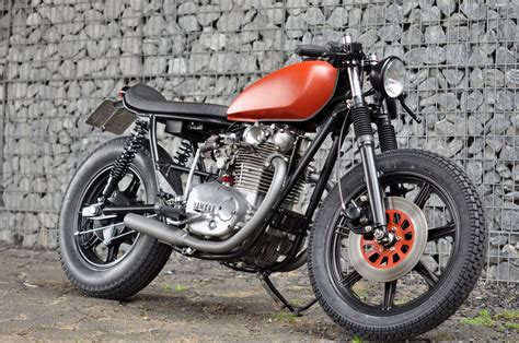 Classic Yamaha Xs650 Se Goes On A Custom Diet Looks Ready To Steal The