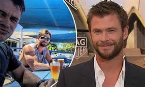 Chris Hemsworth Admits That Bulging Bicep Snap Was