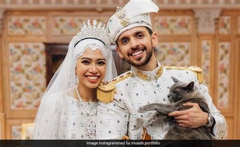 Sultan Of Bruneis Daughter Gets Married In Spectacular 7 Day Wedding