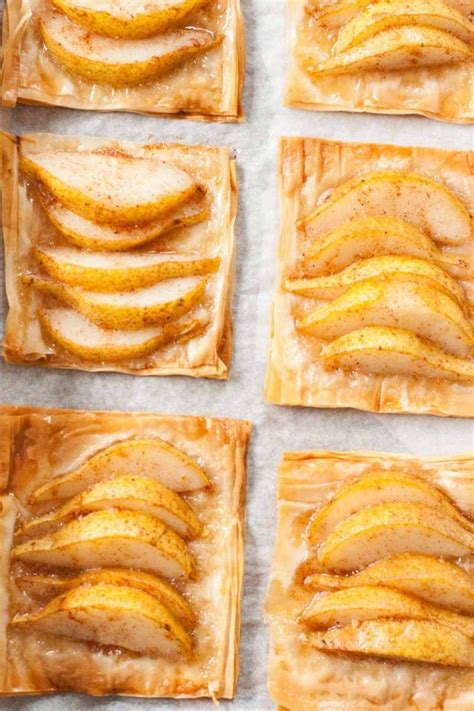 Light corn syrup, phyllo dough, butter, cinnamon sugar, nutella. Pear and Honey Phyllo Tarts | Recipe | Fruit tart recipe ...