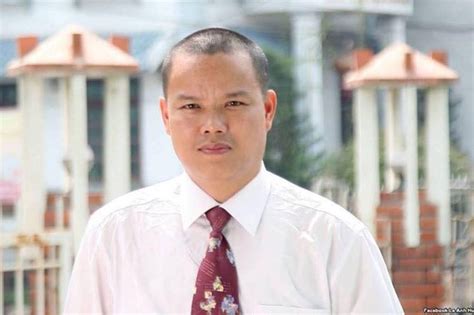 Vietnamese Blogger Sentenced To 5 Years After Trial Without Defense Lawyer — Radio Free Asia