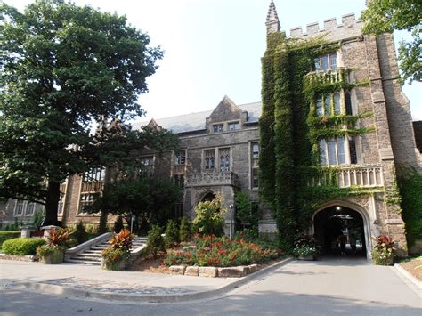 Study Abroad In Canada The Campus Of Mcmaster University