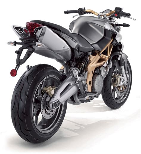 Read what they have to say and what they like and dislike about the bike below. Aprilia SL 750 Shiver - Modellnews