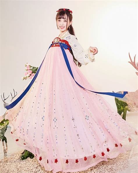 The 5 Most Popular Styles Of Oriental Dress And Clothing Asian Robe