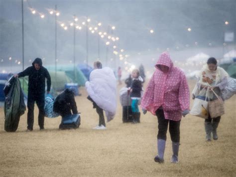 Uk Weather More Festivals Cancelled As Thunderstorms And 60mph Winds To Batter Uk The