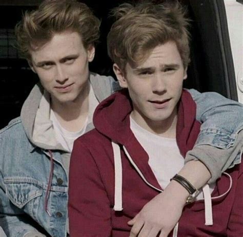 Isak Og Even Skam Sesong 4 Cute Gay Couples Cute Gay Best Tv Shows