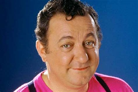 Coluche brał udział w wyborach prezydenckich we francji. coluche - Page 2