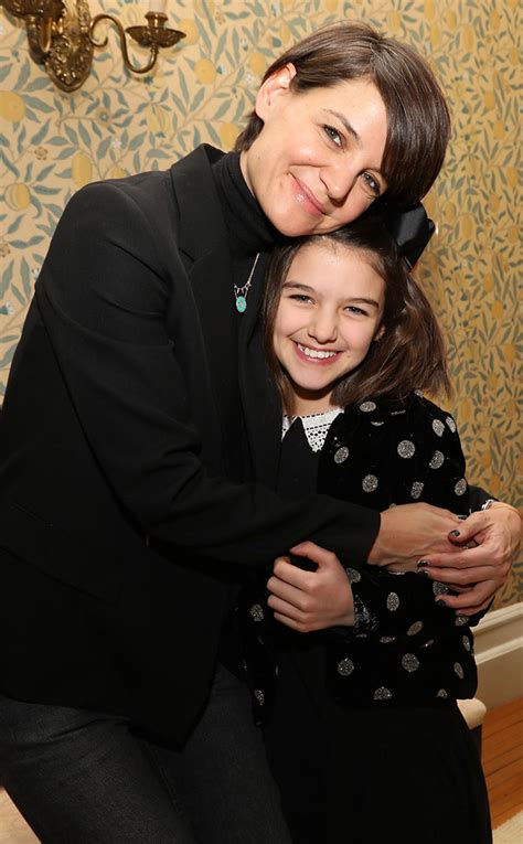 Katie Holmes Tribute To Daughter Suri Cruise Will Warm Your Heart E News Australia