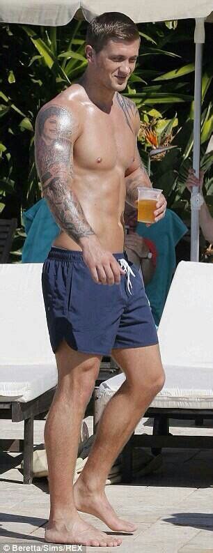 Pin On Dan Osborne