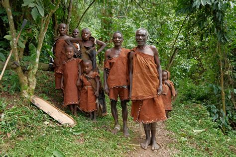 Travel4pictures Local Tribe 2010 Local Tribe Of Twa Or Batwa Pygmies