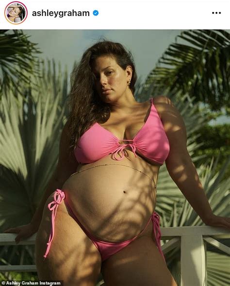 Ashley Graham Shows Off Her Baby Bump In A Hot Pink Bikini Sun Kissed Glow Meets Pregnancy