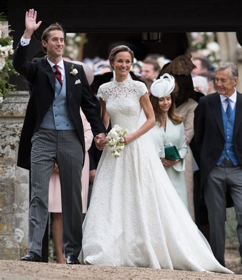 Pippa Middletons Wedding Dress Popsugar Fashion Photo 11