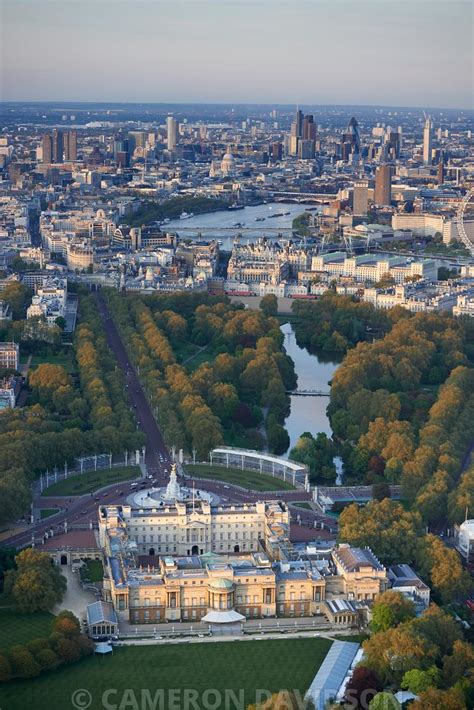Aerialstock Aerial Photograph Of Buckingham Palace