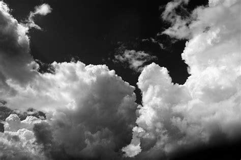 Always the definition of style, black and white is timeless. Download Black And White Cloud Wallpaper Gallery
