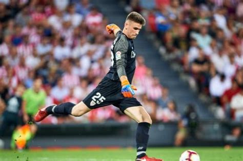 Pedro sánchez da la fecha en la que españa alcanzará la inmunidad de grupo. Trofeo Zamora La Liga 2019/20 Courtois Oblak Ter Stegen ...