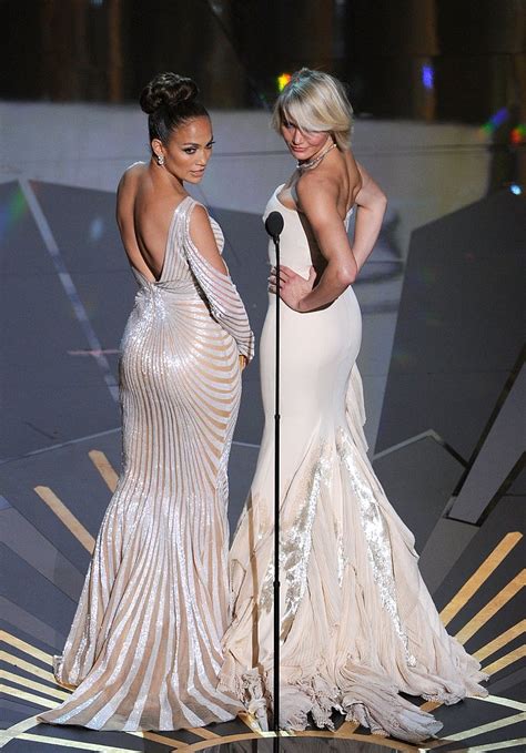 Jennifer Lopez And Cameron Diaz Flaunted Their Figures On Stage