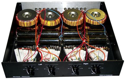 • ingredients of a delicious speaker css 1tdx speaker kit: XM47 passive crossover for loudspeaker drivers