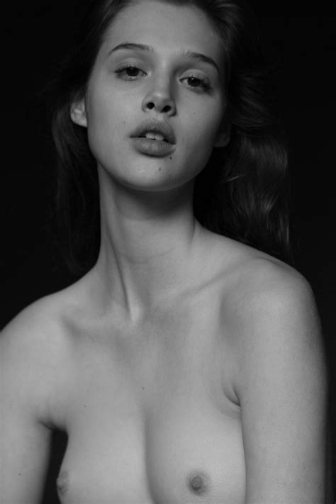 Naked Anais Pouliot Added 07 19 2016 By