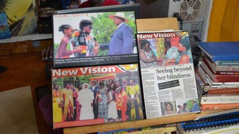Mchoraji Mahiri Asiyeona Nchini Uganda Bbc News Swahili