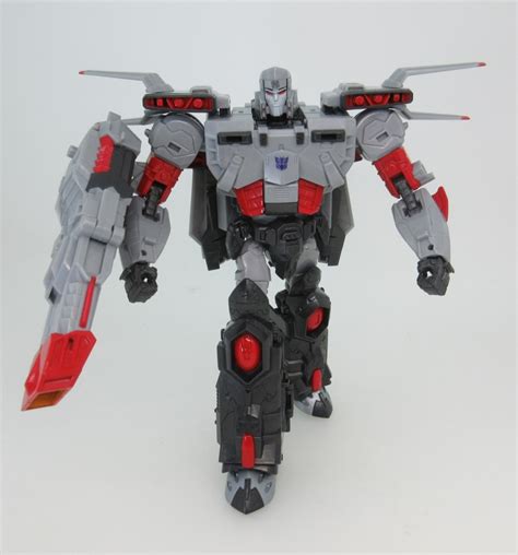Takara Tomy Mall Exclusive Generations Selects Super Megatron