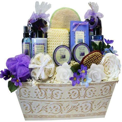 70 best gifts for mom that are useful, beautiful, and sentimental. 15+ Best Happy Mother's Day Gift Baskets 2016 | Gifts For ...