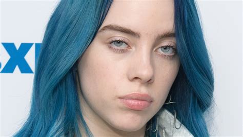 Why Billie Eilish Wasn T A Fan Of Her Blue Hair TrendRadars