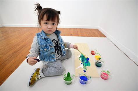 This 2 Year Old Picasso Is Taking The Art World By Storm