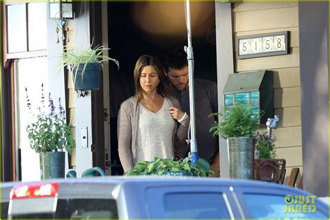 Jennifer Aniston Shows Off Large Facial Scar For Her Film Cake Photo