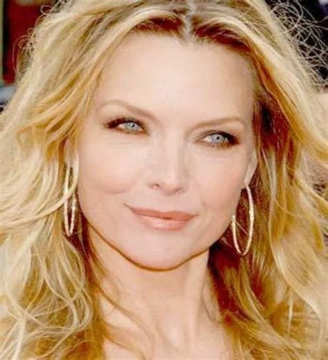 Model Michelle Pfeiffer Pinner George Pin With Images Michelle