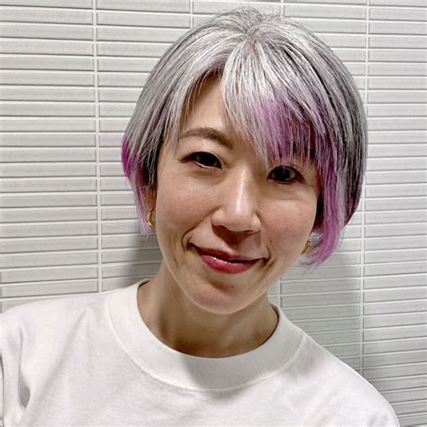 髪にピンク、増量しました♪ 朝倉真弓オフィシャルブログ「シロクロつけない！グレーがいい！」powered by ameba