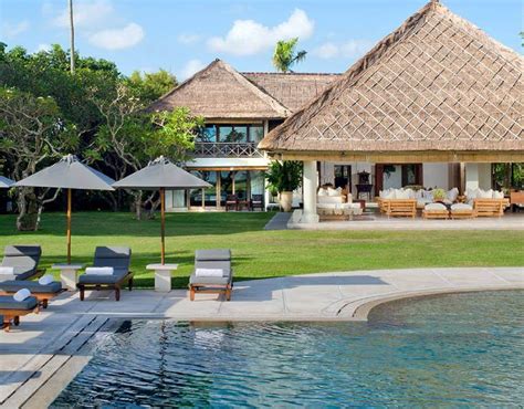 Villa Atas Ombak Seminyak Beachfront Villa Bali
