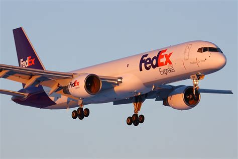 Fedex 757 200sf N994fd Wichita Mid Continent Airpo Flickr