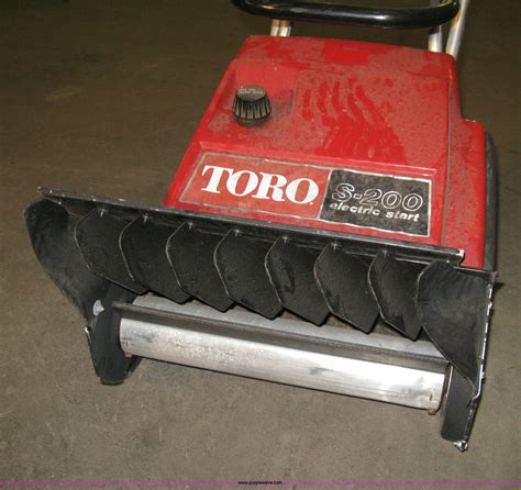 Toro S200 Snow Blower In Wichita Ks Item Av9010 Sold Purple Wave