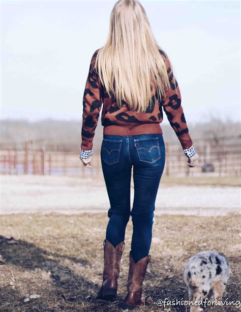 Fashioned For Living Skinny Jeans And Cowgirl Boots Outfit With