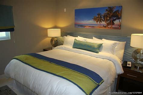 It offers designer rooms, wi fi throughout the property and private parking on site. Orchid Key Inn, Key West, Florida Bed & Breakfasts ...
