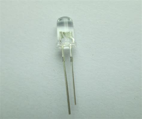 Blue Light Emitting Diode 5mm Round For Color Graphic Signs Outdoor