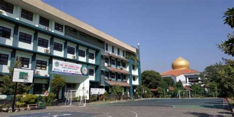 4 SMP SMA Swasta Islam Terbaik di Surabaya