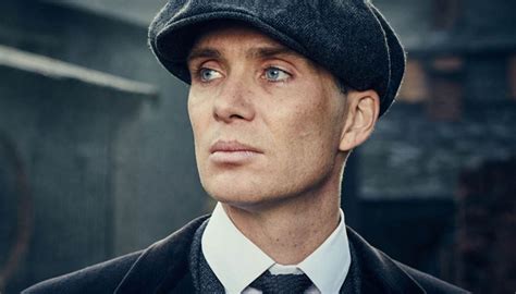 Each bottle features an infamous character from the underworld that the peaky blinder gang inhabited in the 18 Como se vestir como um Peaky Blinders e montar um look ...