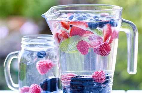 Beautiful Berry Infused Water Recipe Infused Water Recipes Infused