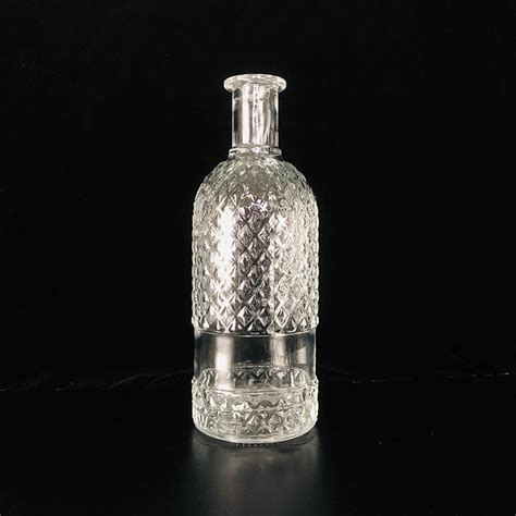 Fancy Design Gin Bottle Professional Glass Bottle Manufacturer