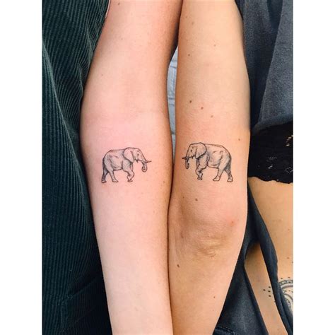 Arrow is a common matching tattoo design but you can make it even cooler by adding the name of your best friend in it. 30 Best Friend Matching Tattoo Ideas For Your Inspiration ...
