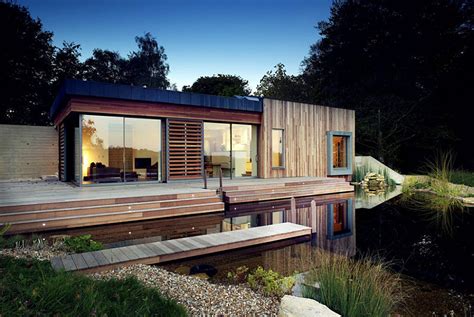 Tranquil Forest House With A Sustainable Modern Design In The Uk