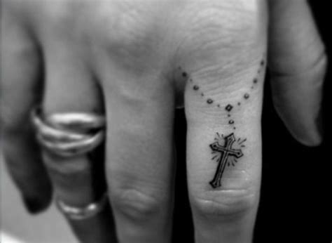 Finger Cross Religious Tattoo Tattoomagz › Tattoo Designs Ink