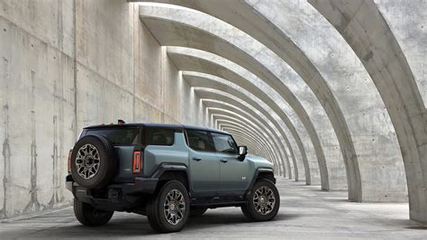 Gmc Reveals Hummer Ev Suv See The Price Features