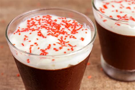 And the peppermint essential oil. Vegan Chocolate Peppermint Mousse - Video Recipe