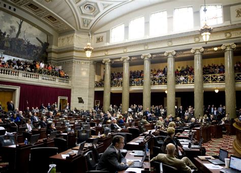 Missouri Bill Would Require Lobbyists To Disclose Sex With Lawmakers
