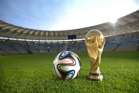 Fifa World Cup Soccer Ball To Produce In Pakistan 1 Pakistan Bee