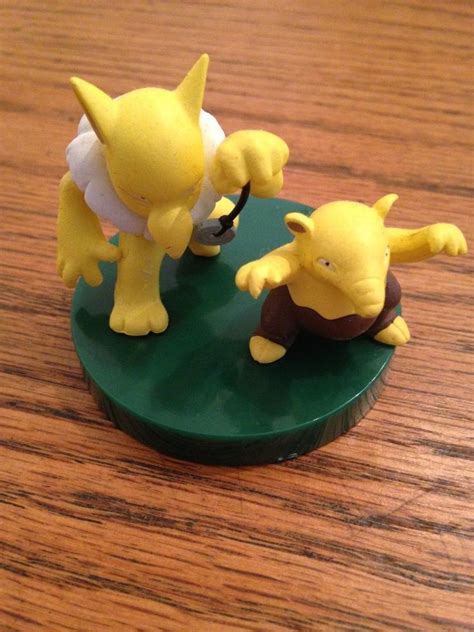 Hypno Drowzee Pokemon Tomy Zukan 140 Gashapon Figure Set Toy Japan 1915888644