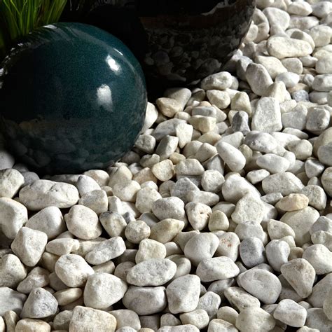 White Pebbles 790kg White Garden Stones Pebble Garden Pebble