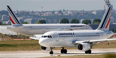 La france impose désormais une quarantaine aux voyageurs venant du brésil, de l'argentine, du chili, de l'afrique du sud et de la guyane. Air France teste le pass sanitaire vers la Corse